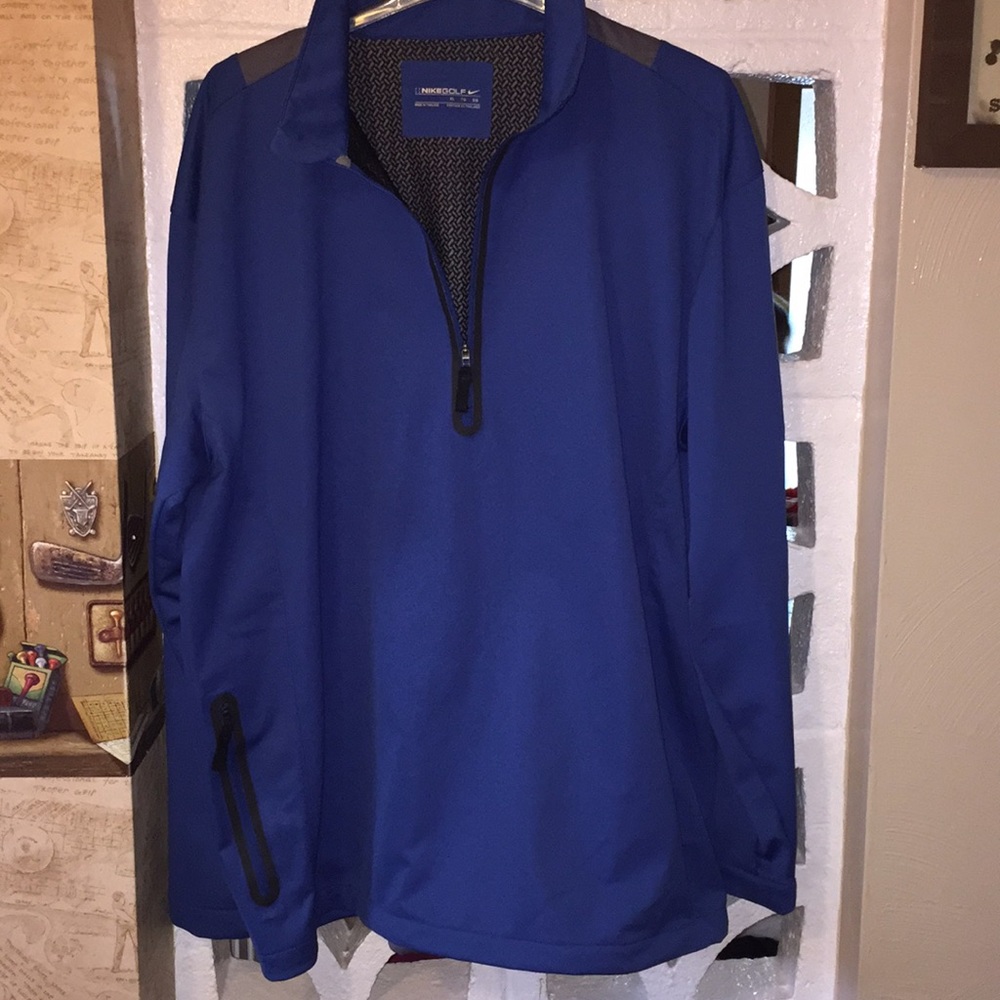 Nike Golf Sphere Pro Jacket• Tiger Woods Storm XL
